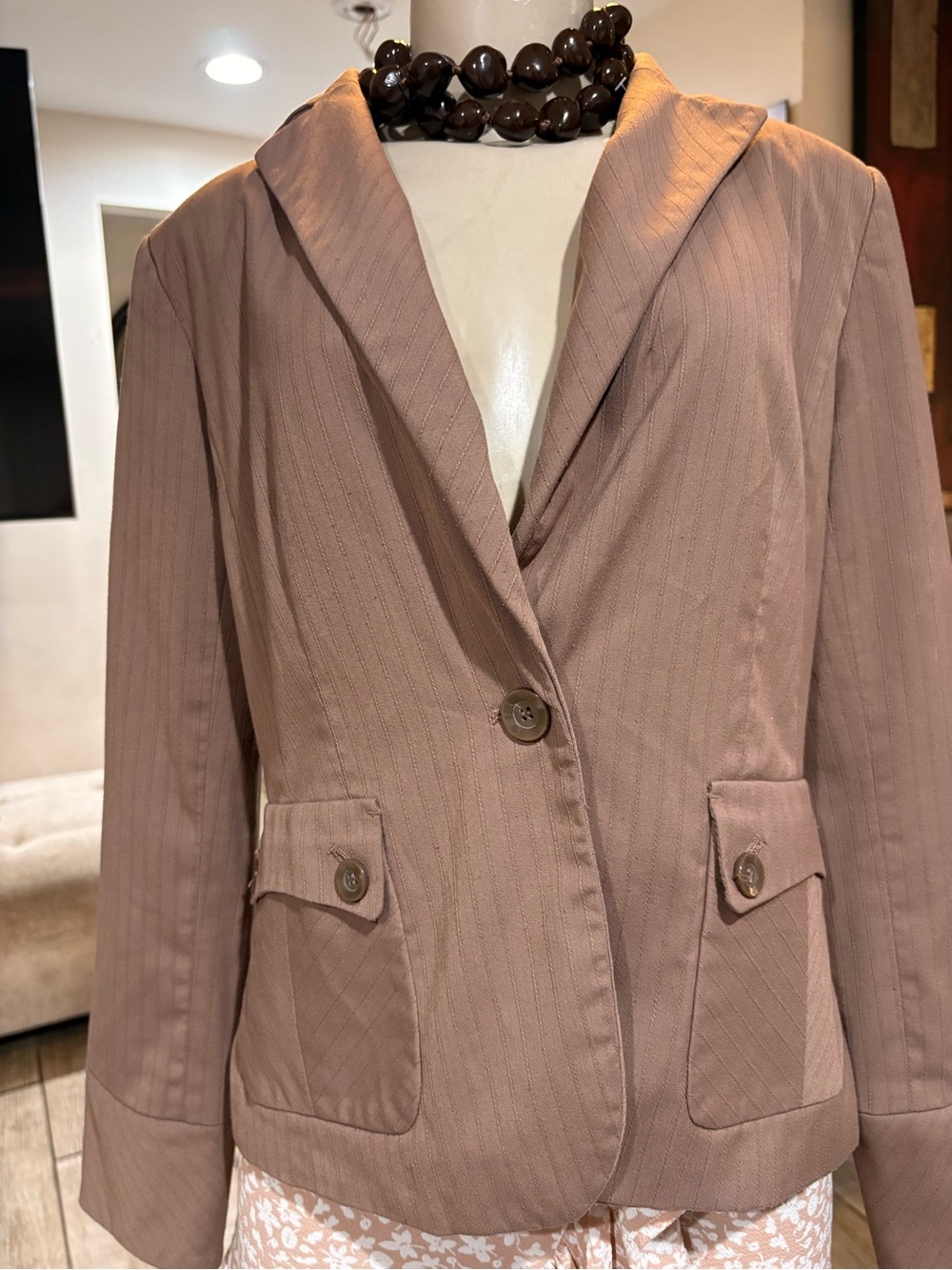 Apostrophe Dusty Mauve Lined Blazer size 12 (large )